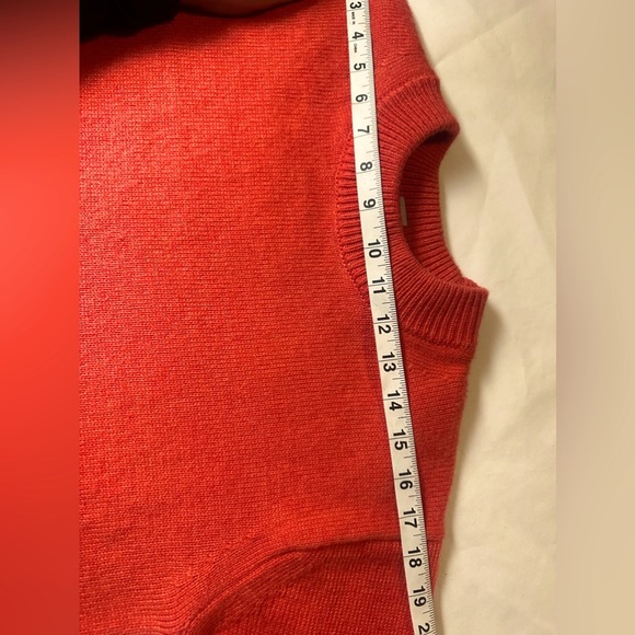 brand: H&M, knitted sweater, orange color, size: S - Picture 9 of 13
